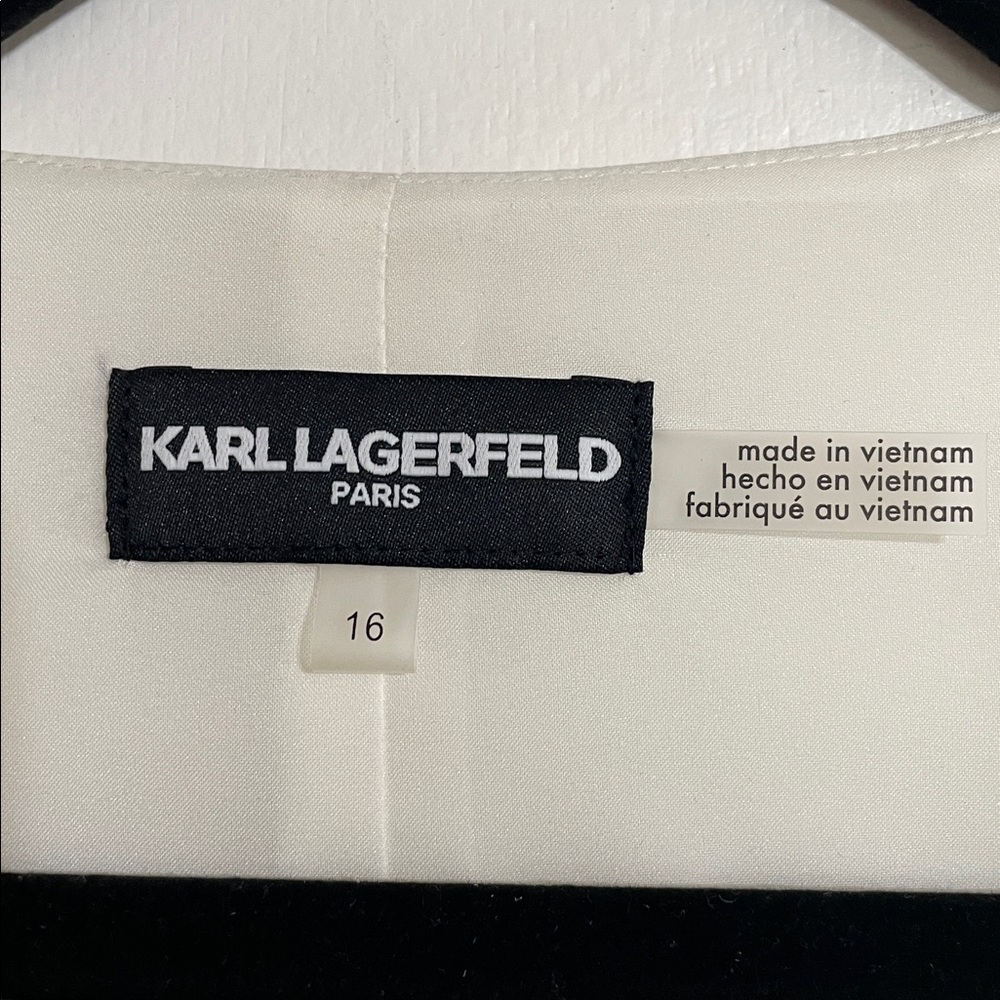 Karl Lagerfeld Ivory Buttoned Vest - Picture 2 of 3